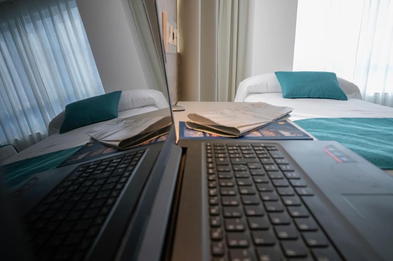 Hotel Vida Finisterre Centro ภายนอก รูปภาพ