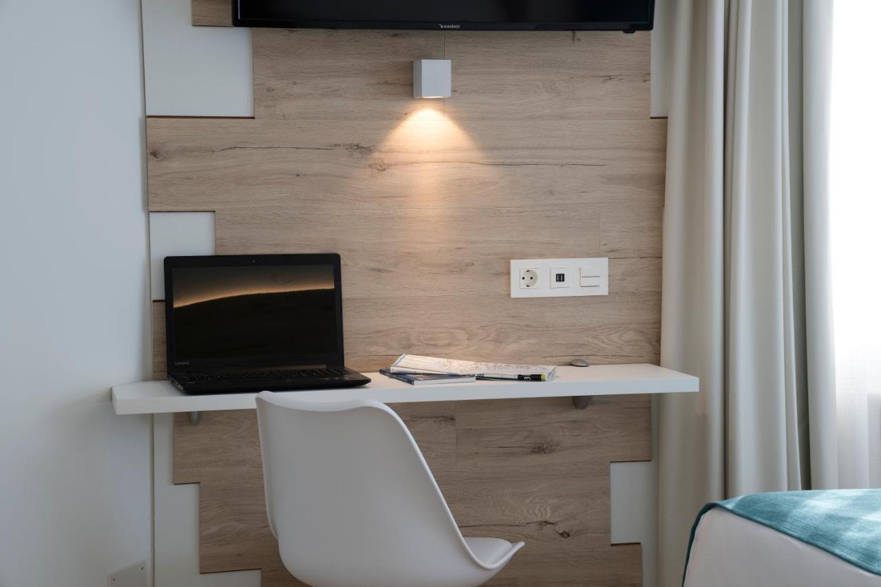 Hotel Vida Finisterre Centro ภายนอก รูปภาพ