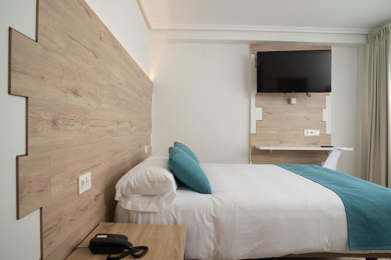 Hotel Vida Finisterre Centro ภายนอก รูปภาพ